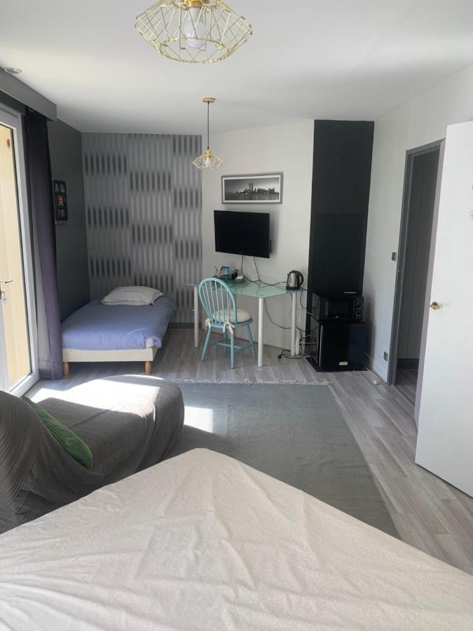 Chambre D'Hotes Le Prieure Gommerville Kültér fotó